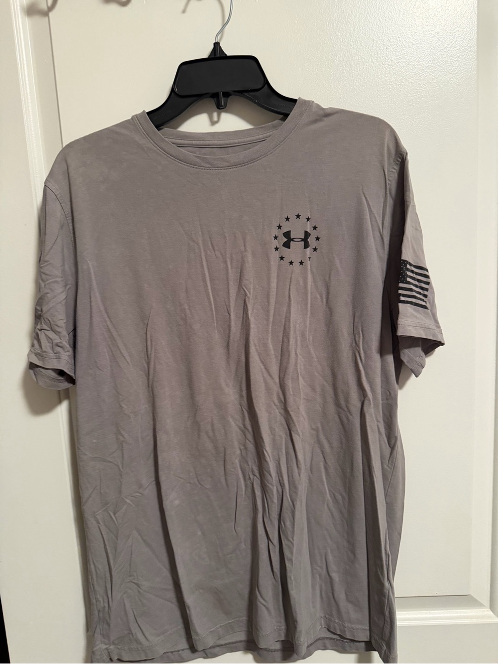 Under Armour Men's Light Gray Short-Sleeve Logo Tee